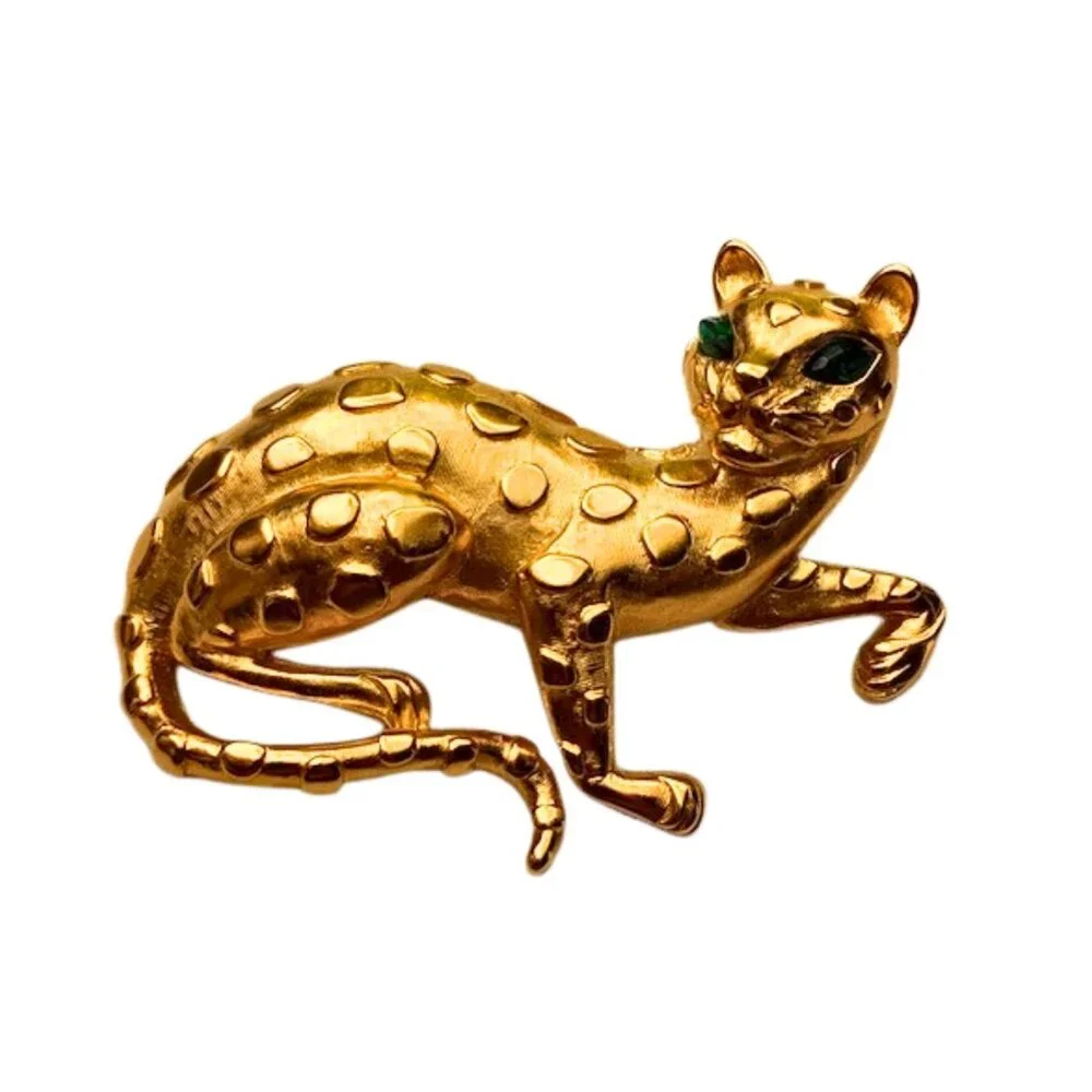 Vintage Crown Trifari Gold Leopard Cat Brooch with Box